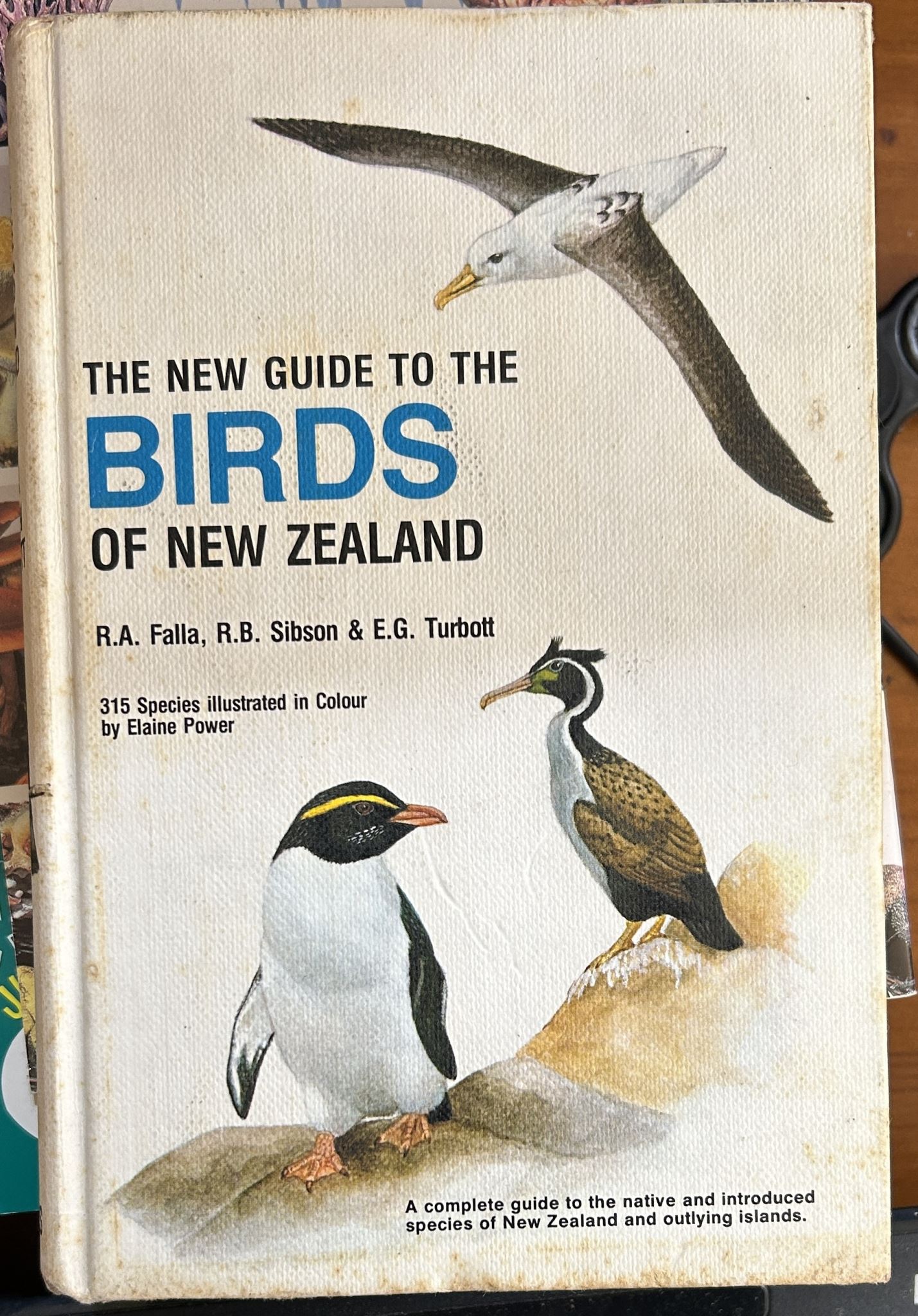 The New Guide to the Birds of New Zealand and Outlying Islands